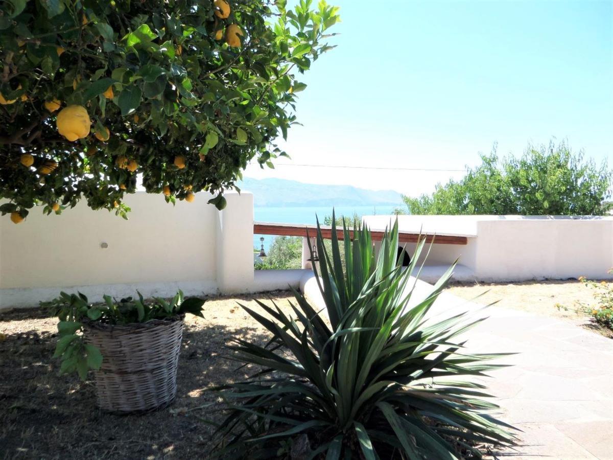 Case Al Mare - Terrazzi Panoramici E Ampio Giardino Santa Marina Salina Kültér fotó